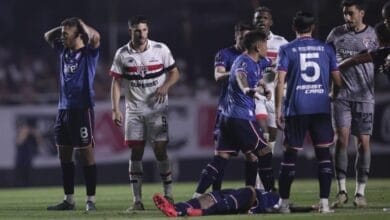 Uruguay club Nacional says Juan Izquierdo has died, days after collapsing during a game in Brazil